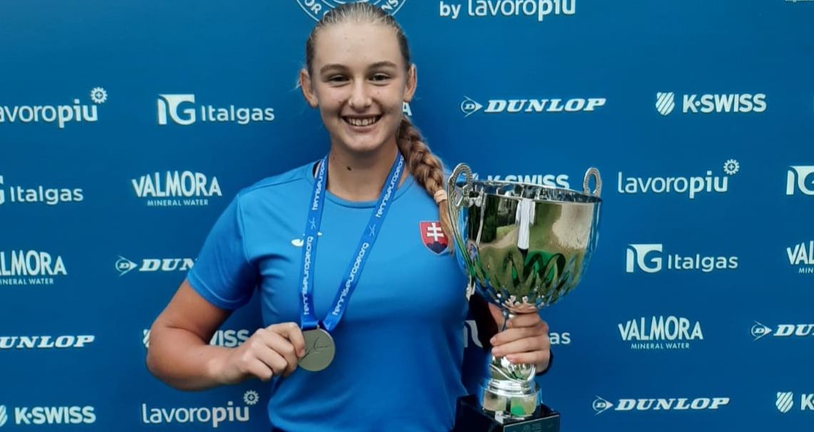 Tenis: Soňa Depešová získala striebornú medailu vo dvojhre na ME hráčov do 16 rokov